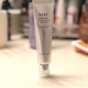 Sealed AHC eye cream for face